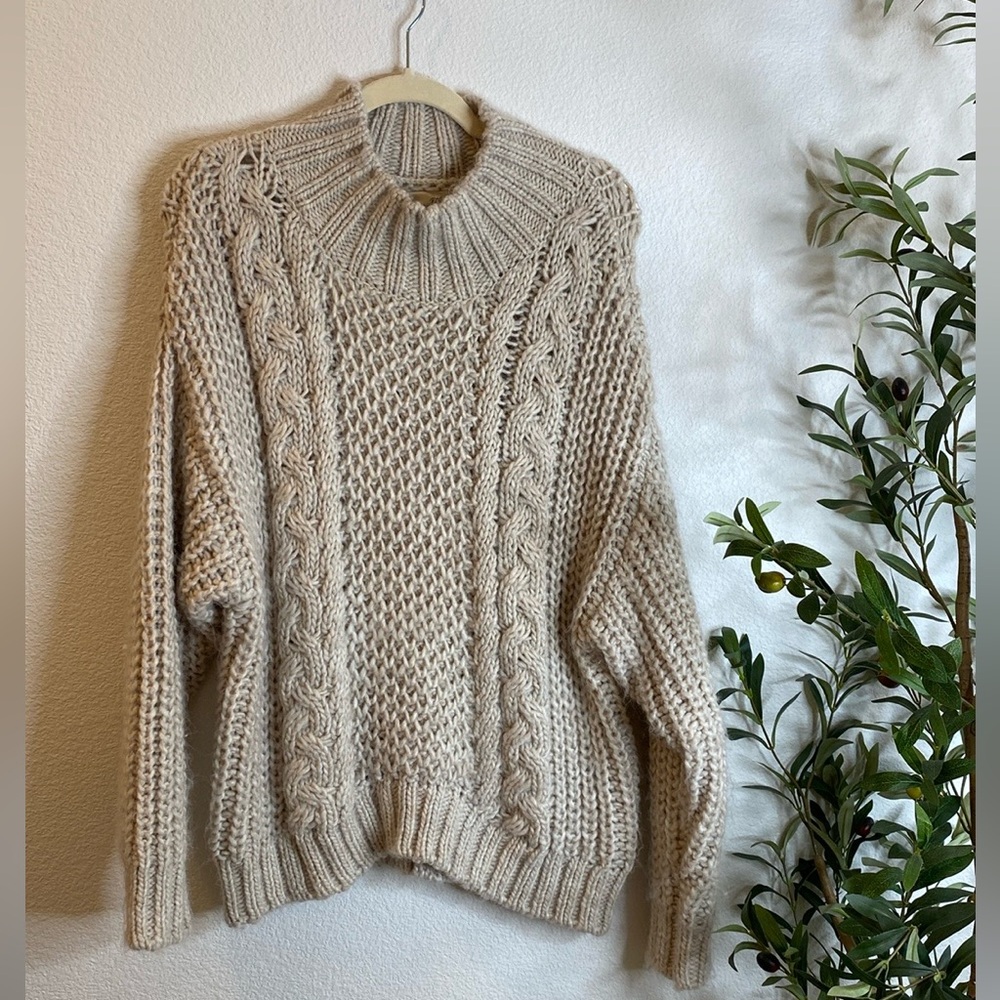 oversized chunky knit sweater